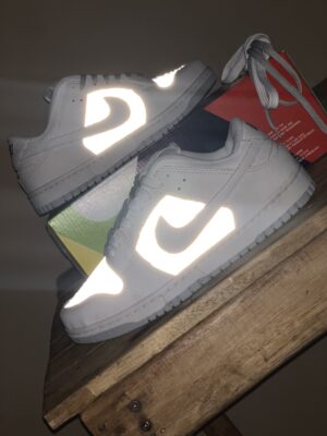Tênis Nike Dunk Sb Low Cinza e Branco DD1391-103