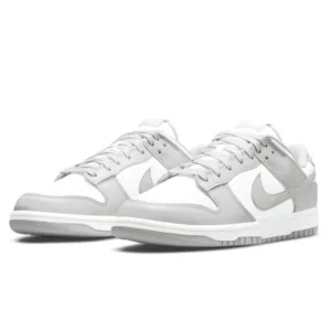 Tênis Nike Dunk Sb Low Cinza e Branco DD1391-103