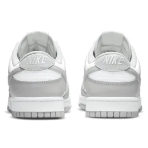 Tênis Nike Dunk Sb Low Cinza e Branco DD1391-103