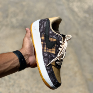Tênis Nike Stussy x Air Force 1 Low Fossil - CZ9084-200
